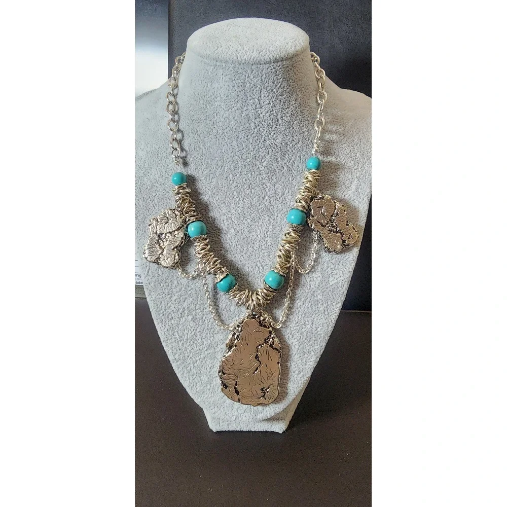 Boho Silver Tone Turquoise Bead Statement Necklace Organic Textured‎ Pendant